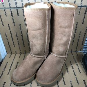 Ukala Boots Sydney High 100% Australian Merino Wool Size 5 Tan